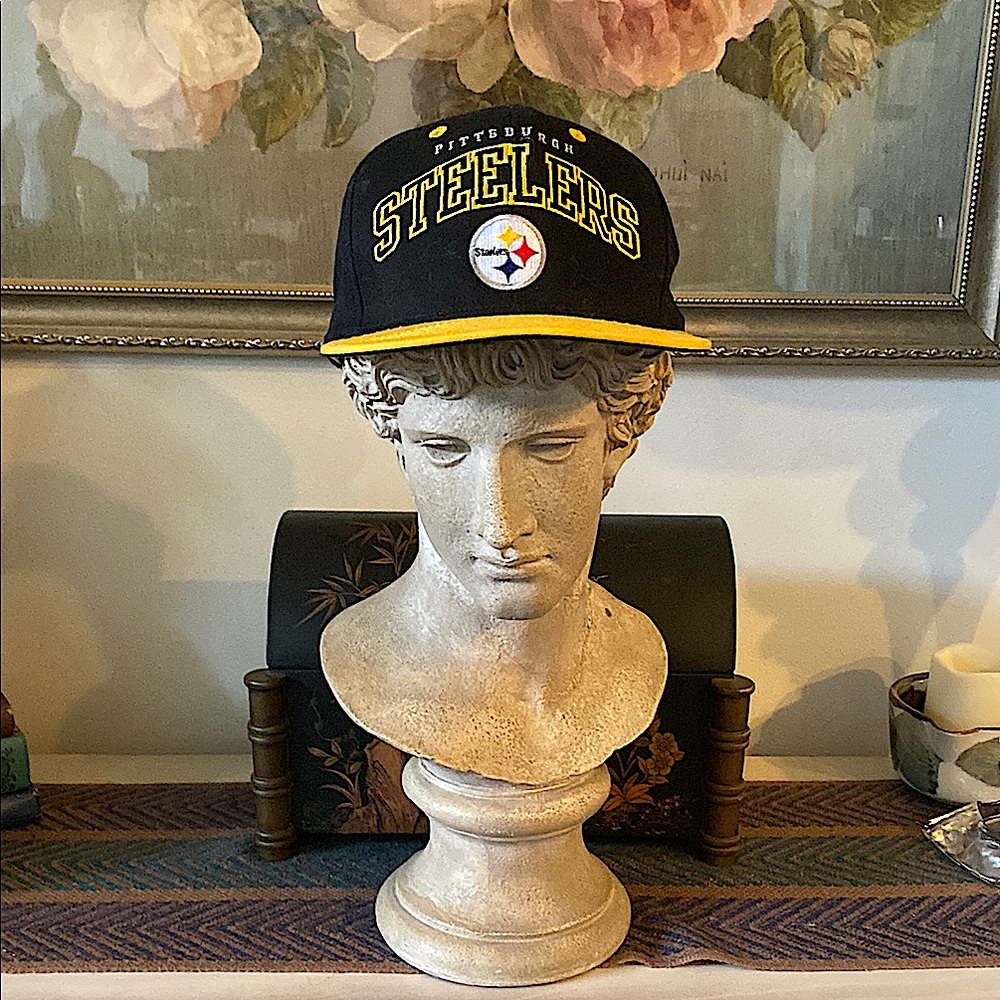 LIKE NEW Vintage NFL TEAM Apparel REEBOK PITTSBURGH STEELERS Snap Back Hat